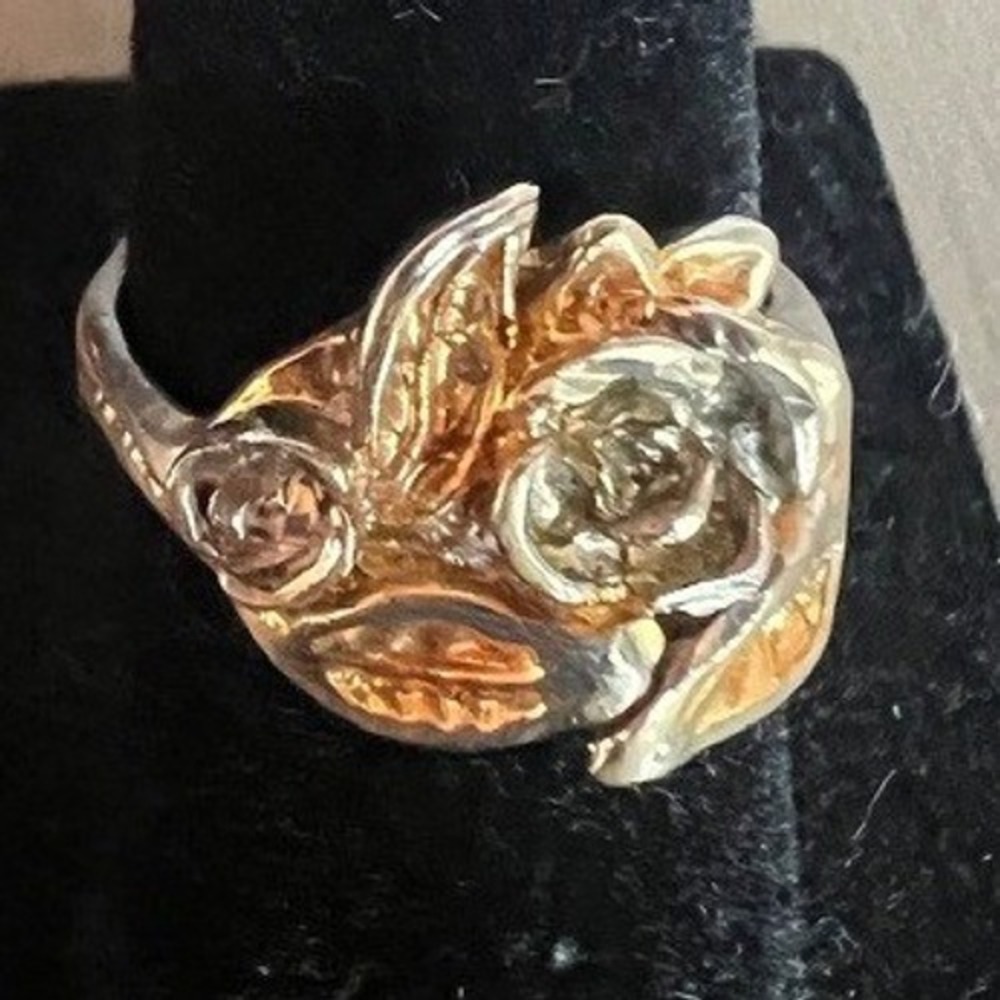 Two Tone Ring Rose Flower Size 5.5 Gold Silver Floral Statement Cottagecore